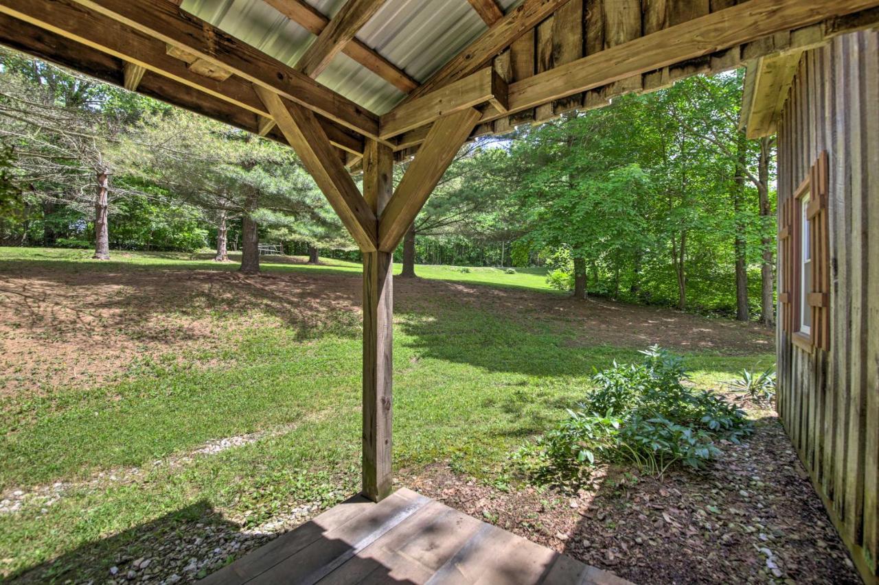 Waters Edge Retreat With Deck On Patoka Lake! Taswell Bagian luar foto